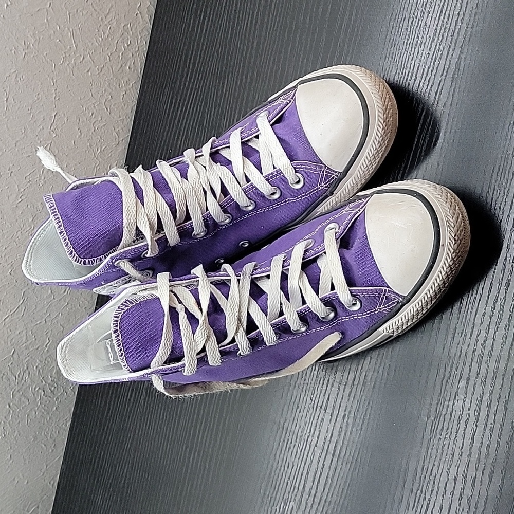 Unisex Converse High Top Purple